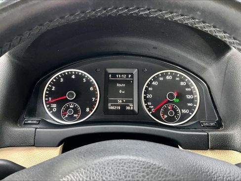 Used 2013 Volkswagen Tiguan SEL image 12