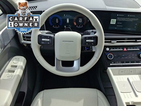 Certified 2024 Hyundai Santa Fe SEL FWD image 2