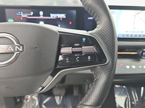Used 2023 Nissan Ariya FWD image 18