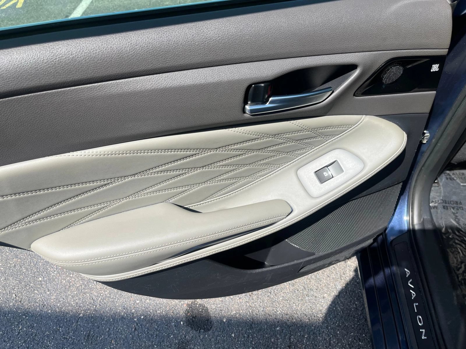 Used 2019 Toyota Avalon Limited w/ Advanced Safety Package FWD image 44