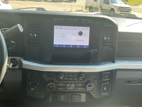 Used 2024 Ford F250 XL w/ STX Appearance Package AWD/4WD image 19