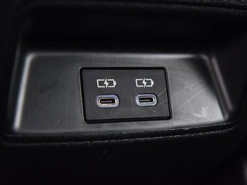 Used 2024 Toyota Corolla LE image 19