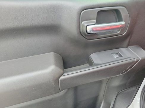 Used 2024 Chevrolet Silverado 1500 W/T w/ Z71 Off-Road Package image 6