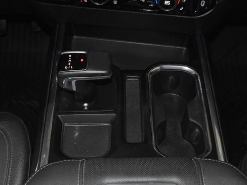 Used 2022 Chevrolet Silverado 1500 LTZ w/ LTZ Premium Package AWD/4WD image 20