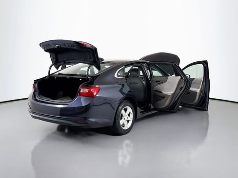 Used 2022 Chevrolet Malibu LS w/ Driver Confidence Package II FWD image 21