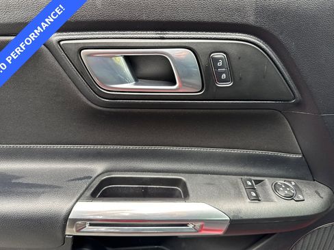 Used 2018 Ford Mustang GT image 11