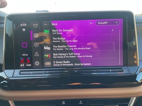 Certified 2025 Volkswagen Atlas Cross Sport SEL R-Line image 17