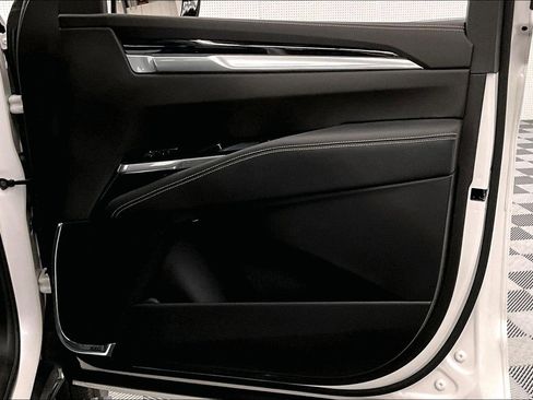 Used 2025 Cadillac Escalade Sport AWD/4WD image 21