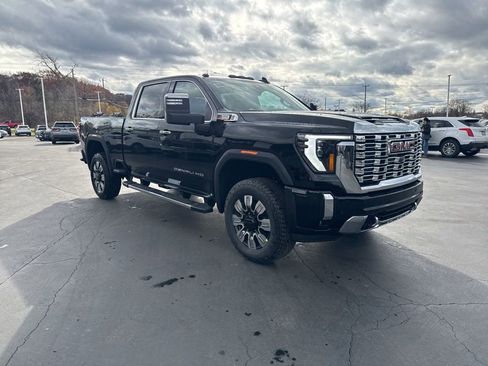 New 2026 GMC Sierra 3500 Denali w/ Denali Reserve Package image 4