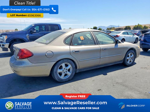 Used 2003 Ford Taurus SE FWD image 4