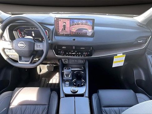 New 2026 Nissan Rogue Platinum w/ Tech Package image 5