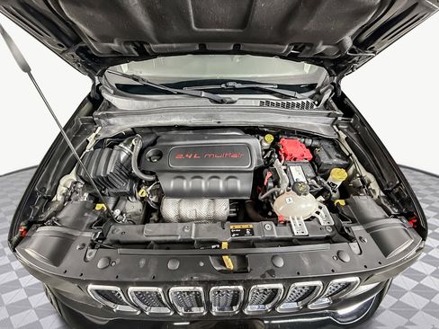 Used 2020 Jeep Renegade Latitude w/ Safety & Security Group II image 39