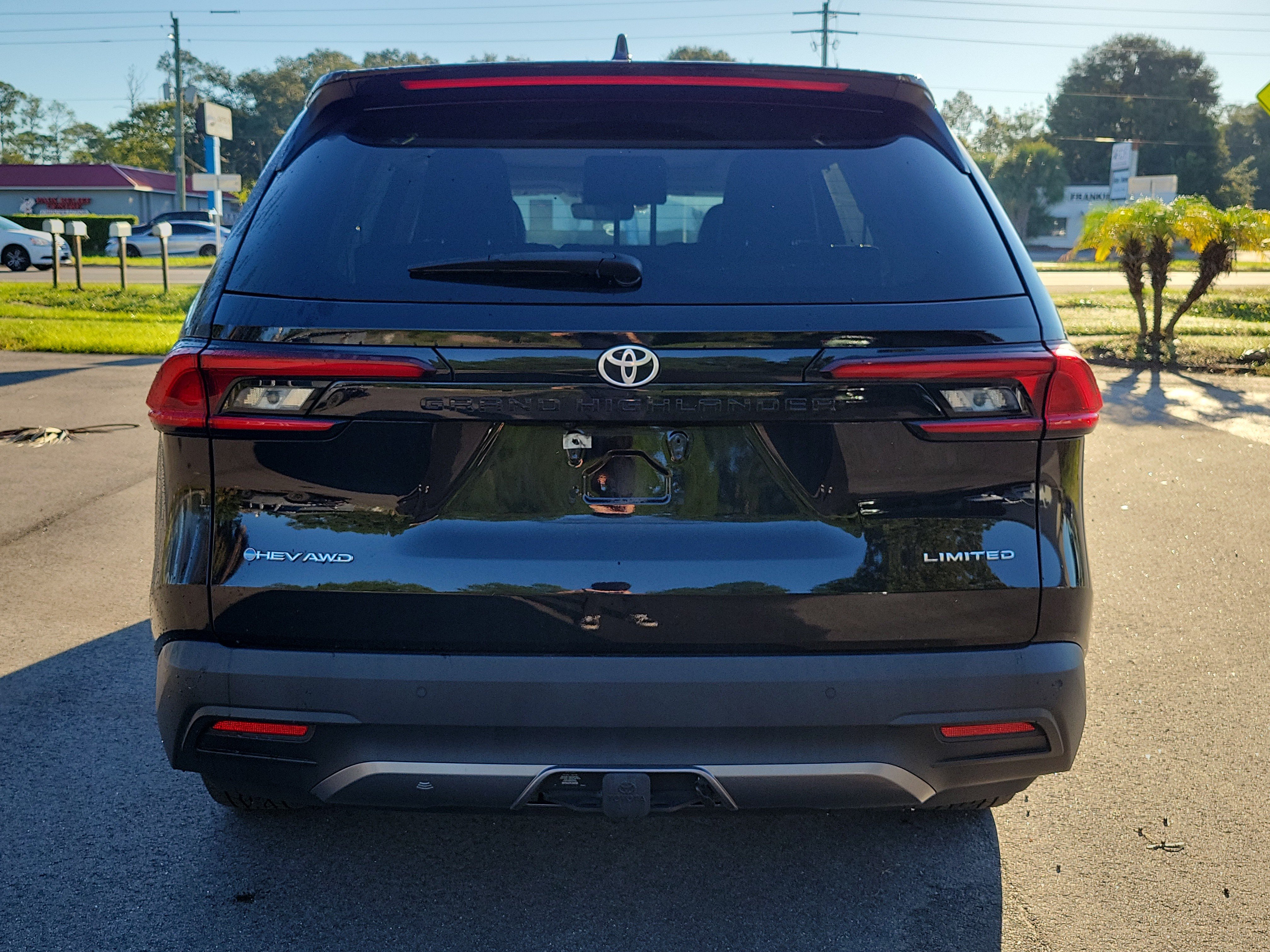 Used 2025 Toyota Grand Highlander AWD Hybrid image 5