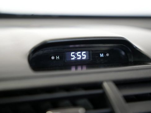 Used 2012 Toyota Camry XLE w/ Leather Pkg FWD image 20