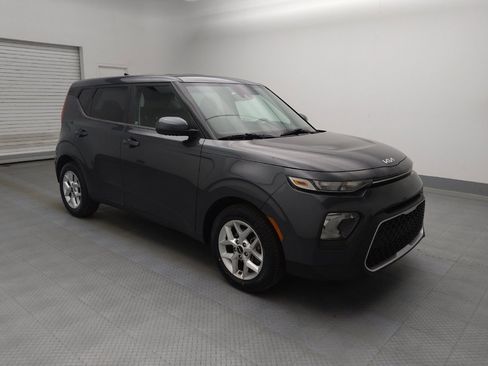 Used 2022 Kia Soul LX w/ Technology Package image 11