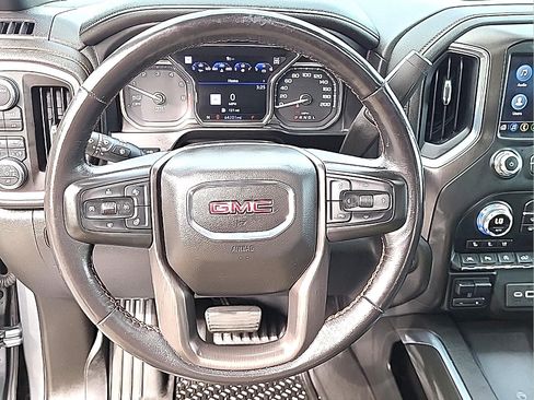 Used 2021 GMC Sierra 1500 AT4 w/ AT4 Premium Package AWD/4WD image 17