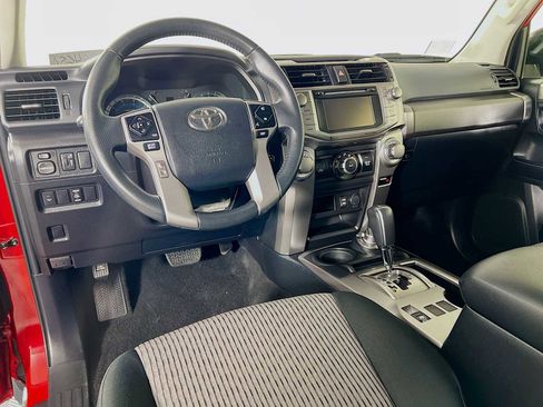 Used 2018 Toyota 4Runner SR5 image 9