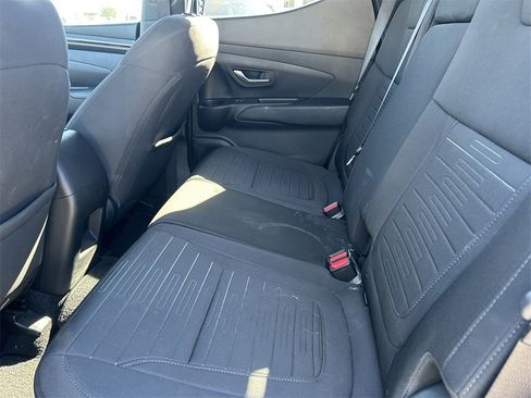 Used 2024 Hyundai Santa Cruz SE image 14