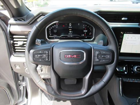 Used 2024 GMC Sierra 1500 AT4 w/ AT4 Premium Package image 17