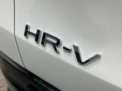 New 2026 Honda HR-V EX-L image 10