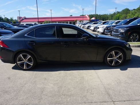 Used 2018 Lexus IS 300 w/ Premium Package RWD image 20