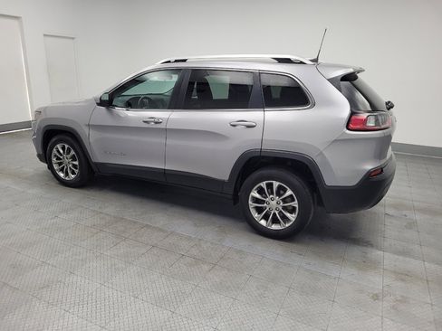 Used 2019 Jeep Cherokee Latitude Plus image 3