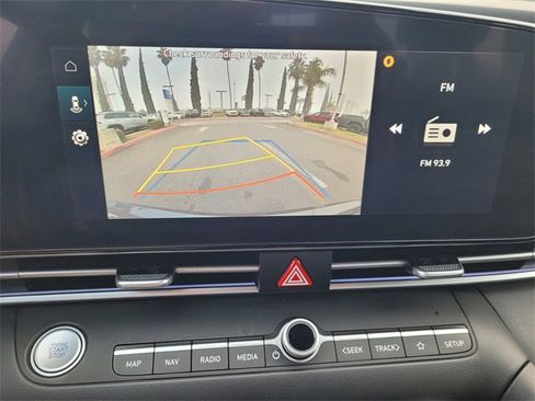 Used 2024 Hyundai Elantra SEL image 19