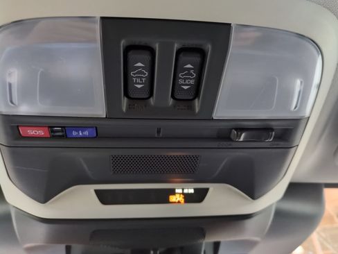 Certified 2025 Subaru Crosstrek 2.5i Premium AWD/4WD image 24