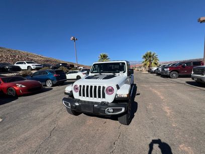 Certified 2022 Jeep Gladiator Overland w/ Popular Equipment Package