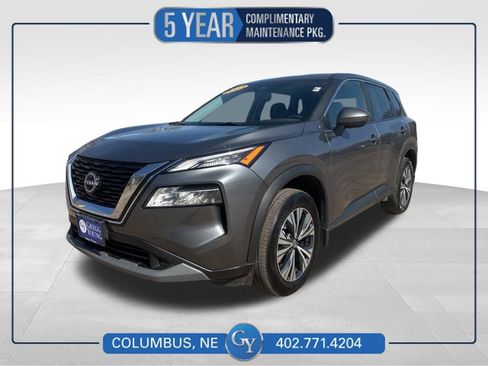 Used 2023 Nissan Rogue SV image 1