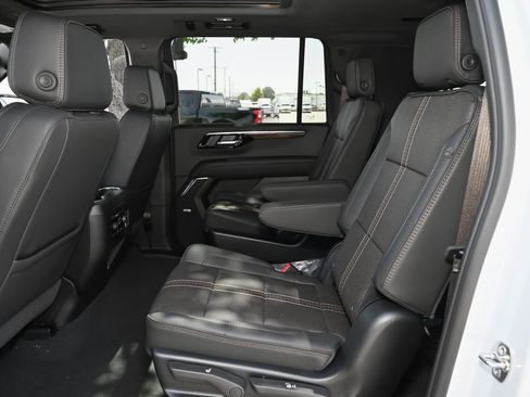 New 2026 Chevrolet Suburban High Country w/ Sun And Tow Package AWD/4WD image 37
