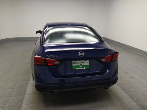 Used 2024 Nissan Altima 2.5 SR FWD image 6