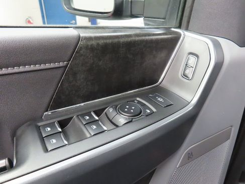 Used 2024 Ford F250 XLT w/ Black Appearance Package AWD/4WD image 59