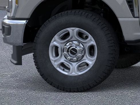 New 2026 Ford F350 XLT w/ XLT Premium Package image 19