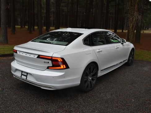 New 2024 Volvo S90 B6 Plus image 3