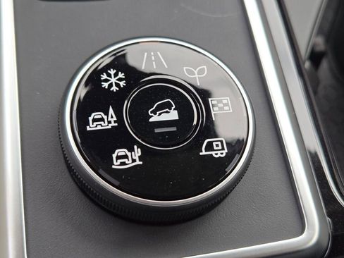 New 2026 Nissan Pathfinder SL AWD/4WD image 25