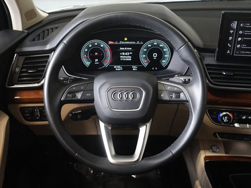 Used 2024 Audi Q5 2.0T Premium Plus w/ Premium Plus Package AWD/4WD image 15
