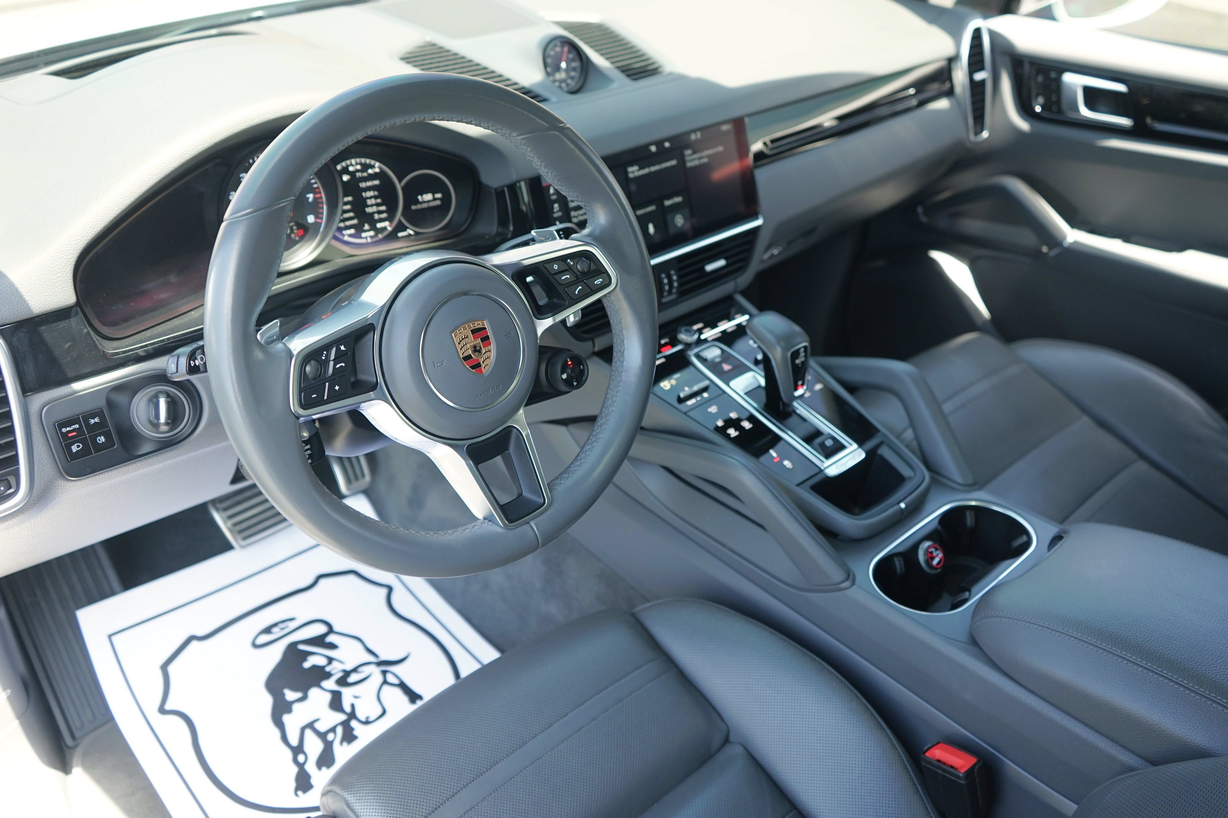 Used 2020 Porsche Cayenne S AWD/4WD image 15