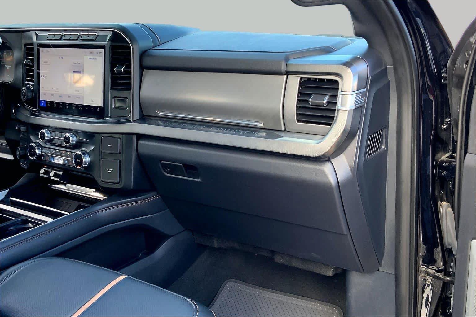 Used 2024 Ford F350 Platinum AWD/4WD image 19