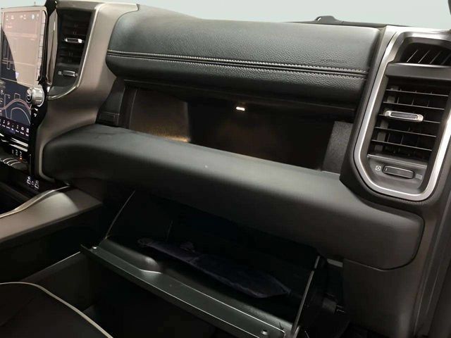Used 2026 RAM 1500 Laramie AWD/4WD image 77