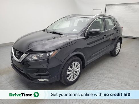 Used 2021 Nissan Rogue Sport SV image 1