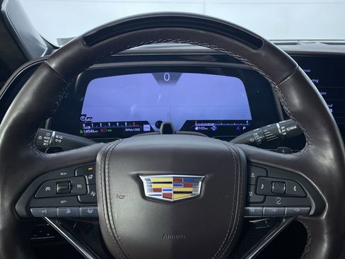 Certified 2024 Cadillac Escalade ESV Sport Platinum image 3