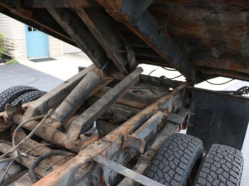 Used 2011 Chevrolet Silverado 3500 W/T w/ Snow Plow Prep Package AWD/4WD image 37