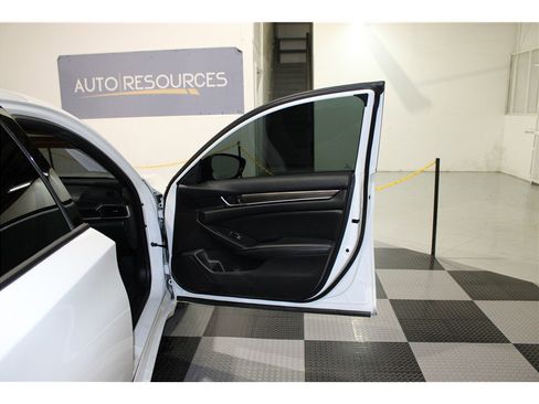 Used 2022 Honda Accord Sport image 26