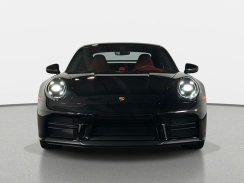Used 2025 Porsche 911 Carrera RWD image 15
