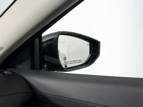 Certified 2026 Nissan Sentra SV w/ SV Convenience Package FWD image 26