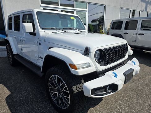 Used 2024 Jeep Wrangler High Altitude AWD/4WD image 1