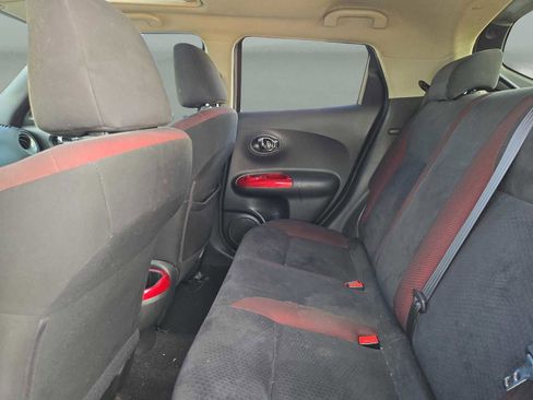 Used 2014 Nissan Juke SV w/ Navigation Package FWD image 12