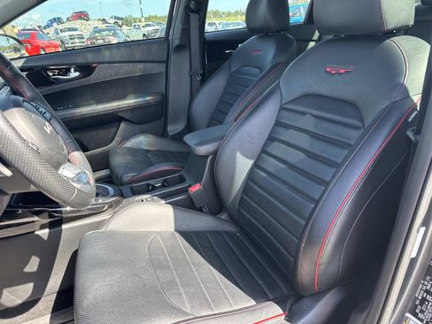 Used 2023 Kia Forte GT w/ GT2 Package image 16
