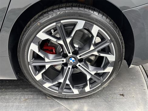 New 2026 BMW 330i xDrive Sedan w/ M Sport Package image 27